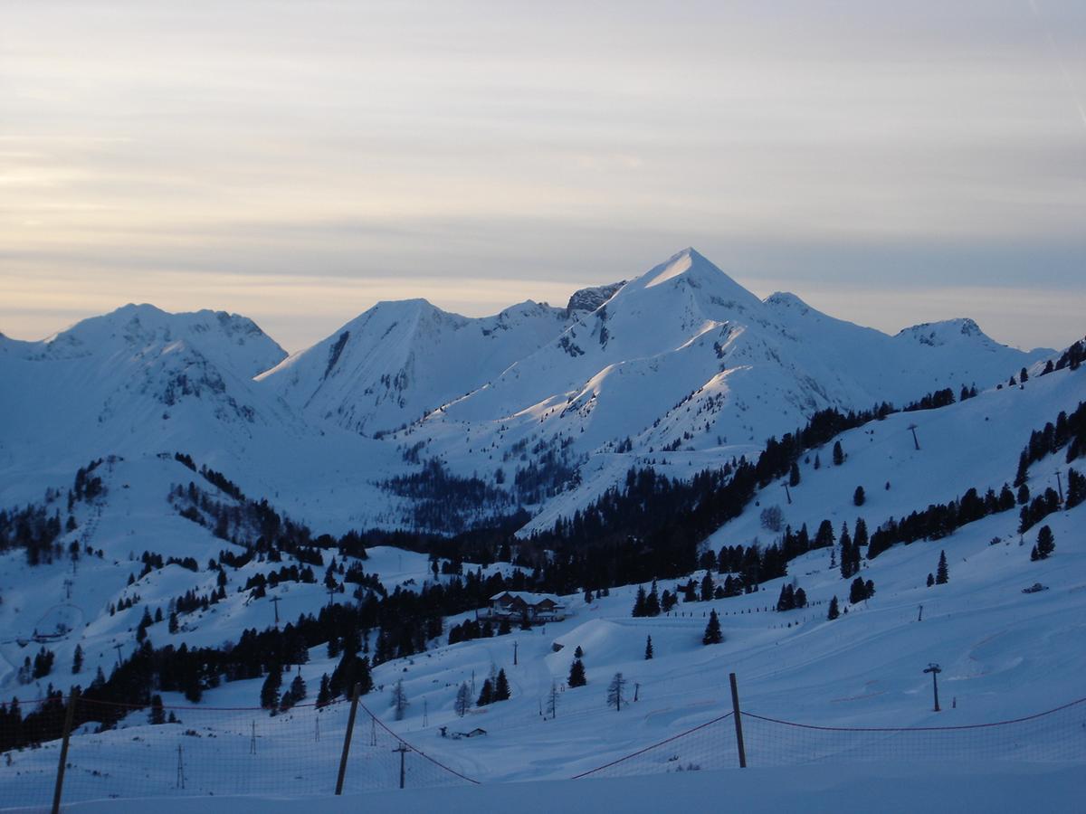 Welcome-Bienvenue-Добро Пожаловать Flachau Extérieur photo